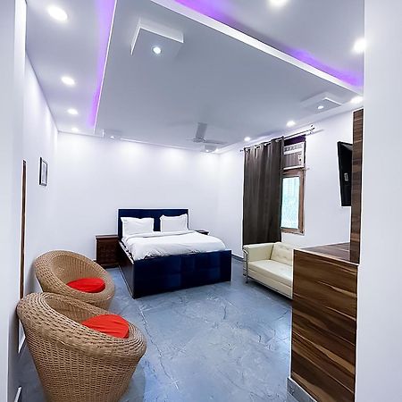 Hotel Js Garden - Near Jaypee Hospital Noida Esterno foto
