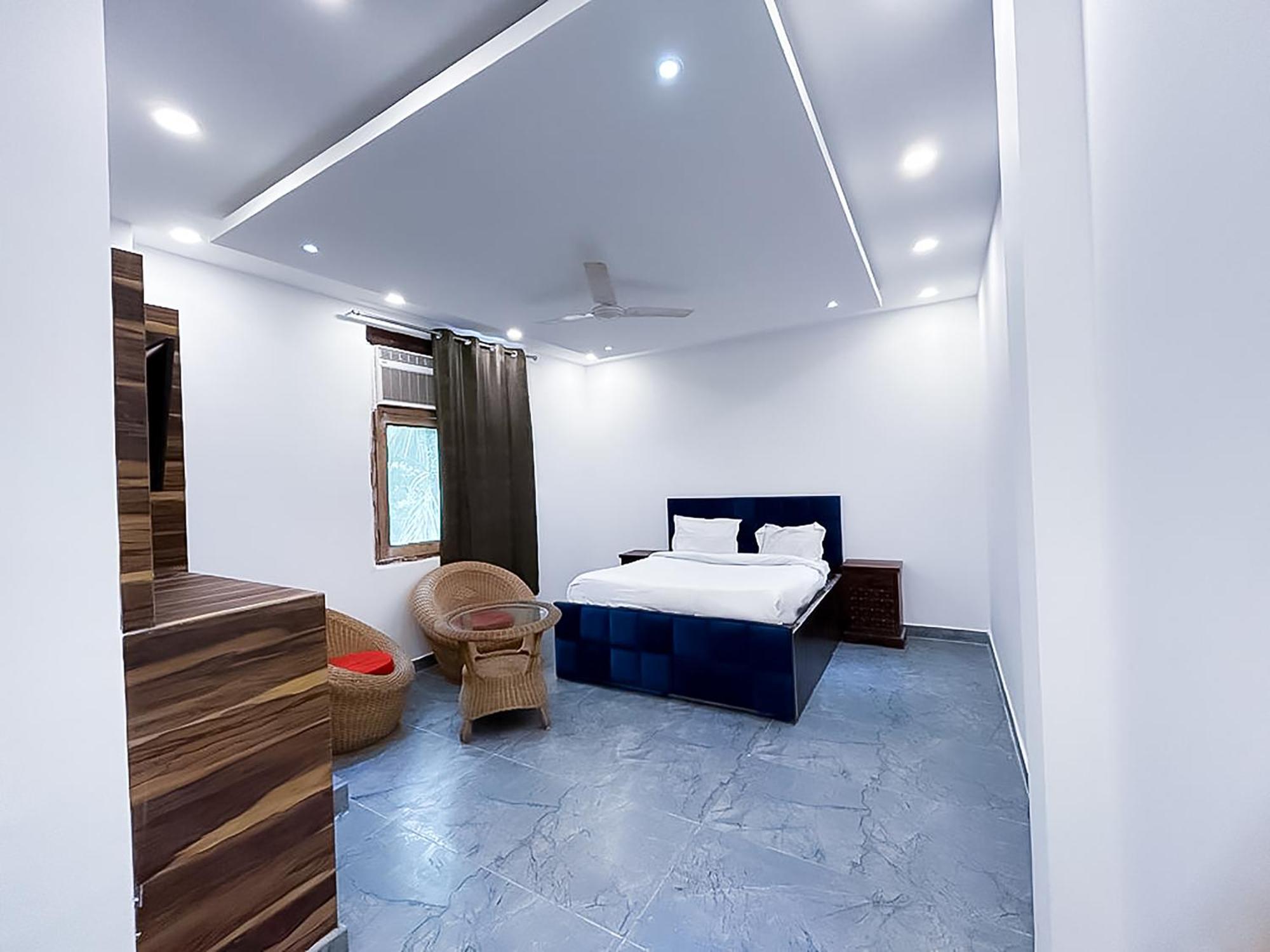 Hotel Js Garden - Near Jaypee Hospital Noida Esterno foto